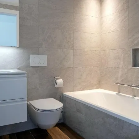 Free Parking-golf-garden Apartment Losone
